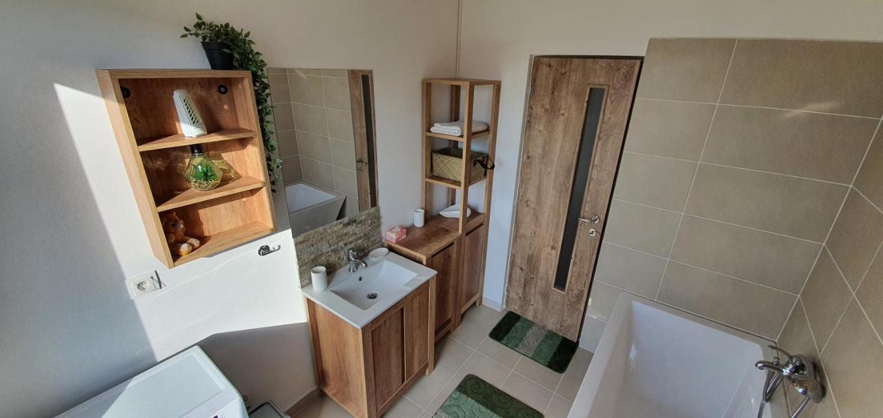 Hoobee Home & Rooftop Terrace Târgu-Mureş Eksteriør billede