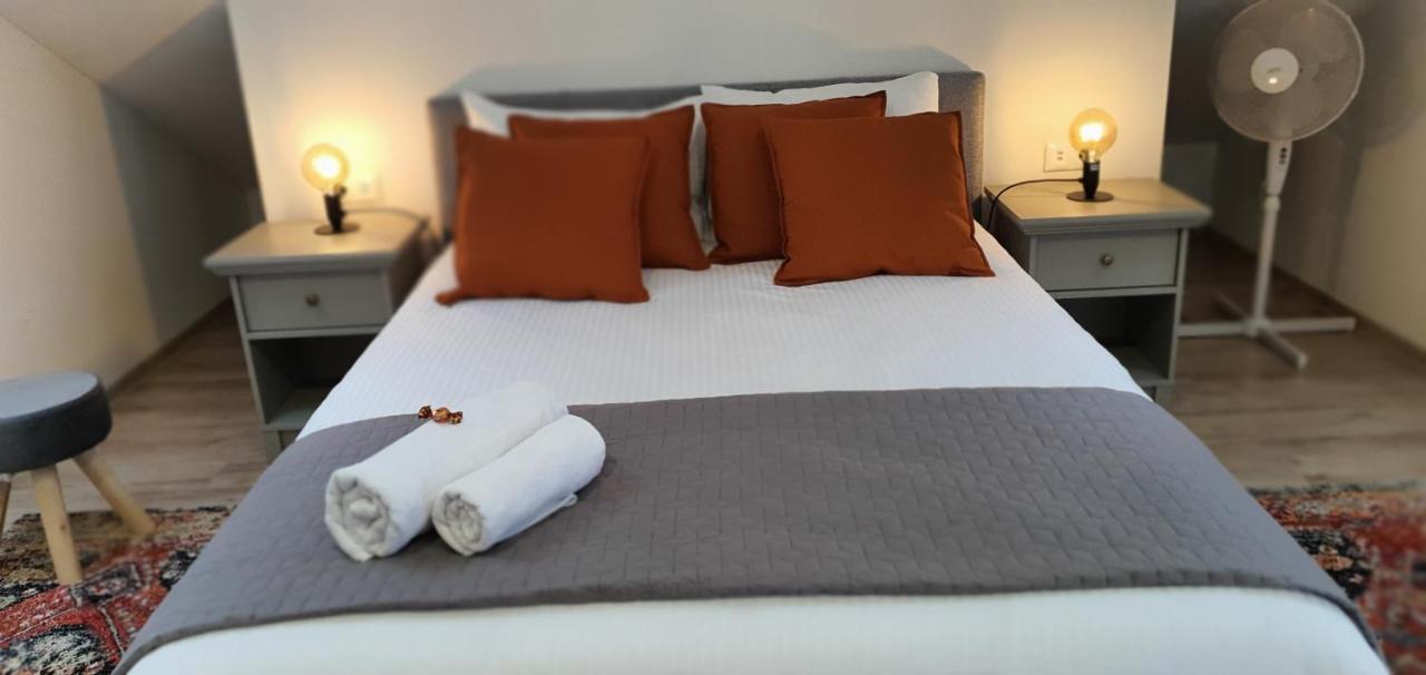 Hoobee Home & Rooftop Terrace Târgu-Mureş Eksteriør billede